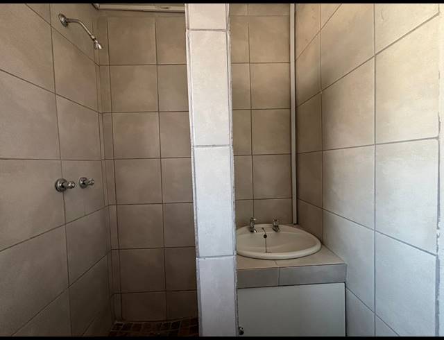 3 BEDROOM FLAT FOR SALE IN VEREENIGING CENTRAL
